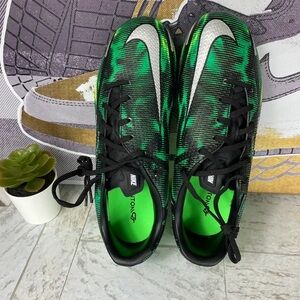 Nike Phantom GT2 Academy SW FG/MG Soccer Cleats